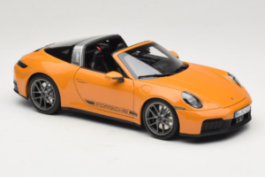 Porsche 911 992.2 Targa 4 GTS Bahama Yellow Norev 1:18 187190 Kovina – slika 8 od 10