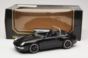 Porsche 911 993 Carrera Kabriolet Črn Bburago 1:18 3090-M1 Kovina – slika 8 od 8