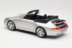 Porsche 911 993 Carrera Kabriolet Srebrna Bburago 1:18 18-12039 Kovina – slika 7 od 8