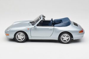 Porsche 911 993 Carrera Kabriolet Srebrna Maisto 1:18 100299-M1 Kovina – slika 4 od 8
