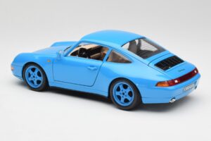 Porsche 911 993 Carrera Moder Bburago 1:18 3060 Kovina – slika 7 od 8