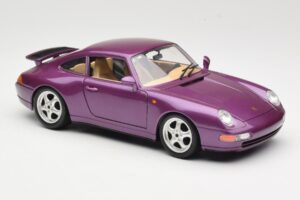 Porsche 911 993 Carrera Vijoličen Bburago 1:18 3060-M2 Kovina – slika 6 od 8