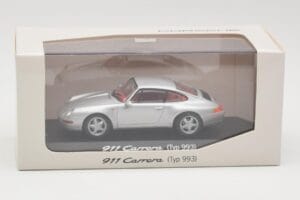 Porsche 911 993 Carrera Srebrna Minichamps 1:43 WAP02003597 Kovina – slika 4 od 4