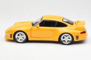 RUF CTR2 993 Sport Rumena GT Spirit 1:18 GT141 Smola – slika 3 od 6
