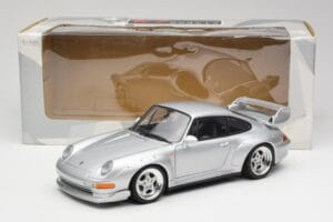 Porsche 911 993 GT2 Arctic Srebrna Metalik UT Models 1:18 27831 Kovina – slika 8 od 8