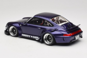 Porsche 911 993 RWB Army Girl Vijolična GT Spirit 1:18 GT562 Smola – slika 5 od 6