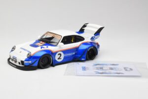 Porsche 911 993 RWB X Liberty Walk Bel Z Modro GT Spirit 1:18 GT530 Smola – slika 7 od 8