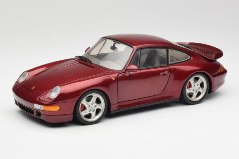 Porsche 911 993 Turbo Arena Rdeč Metalik UT Models 1:18 27811 Kovina