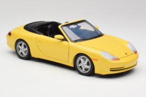 Porsche 911 996 Kabriolet Speed Rumena UT Models 1:18 27906 Kovina – slika 6 od 8