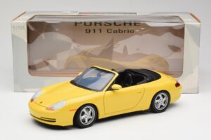 Porsche 911 996 Kabriolet Speed Rumena UT Models 1:18 27906 Kovina – slika 8 od 8
