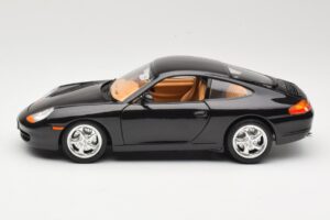 Porsche 911 996 Carrera Črn Bburago 1:18 3385-M2 Kovina – slika 4 od 8