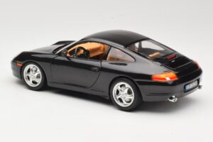 Porsche 911 996 Carrera Črn Bburago 1:18 3385-M2 Kovina – slika 7 od 8