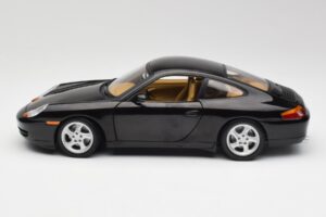 Porsche 911 996 Carrera Črn Gate 1:18 1043 Kovina – slika 4 od 8