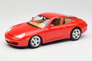 Porsche 911 996 Carrera Rdeč Bburago 1:18 3385 Kovina