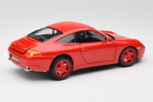 Porsche 911 996 Carrera Rdeč Omejena Izdaja Bburago 1:18 3385-M1 Kovina – slika 3 od 8