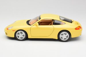 Porsche 911 996 Carrera Rumen Bburago 1:18 30085-M1 Kovina – slika 4 od 8