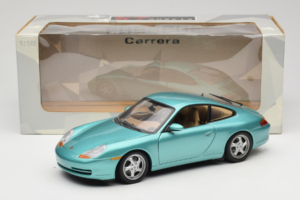 Porsche 911 996 Green Metallic UT Models 1:18 27901 Kovina – slika 8 od 8