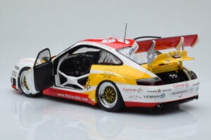 Porsche 911 996 GT3 RSR #68 M. Marsh FIA GT Zhuhai 2005 AUTOart 1:18 80582 Kovina – slika 5 od 8
