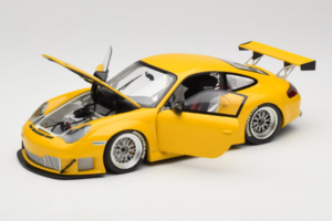 Porsche 911 996 GT3 RSR Yello ALMS 2004 Minichamps 1:18 100046401 Kovina – slika 2 od 8