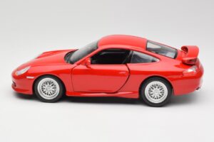 Porsche 911 996 GT3 Strasse Rdeč Bburago 1:18 30395 Kovina – slika 4 od 8
