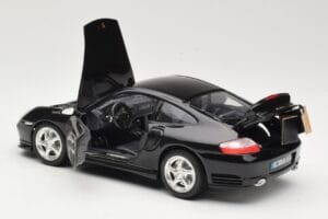 Porsche 911 996 Turbo Črn Bburago 1:18 3367 Kovina – slika 5 od 8