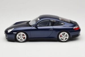 Porsche 911 996.2 Carrera 4S Temnomodra GT Spirit 1:18 GT938 Smola – slika 3 od 6