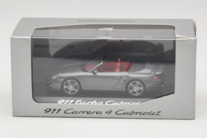 Porsche 911 997 Turbo Cabriolet Grey Metallic Minichamps 1:43 WAP02015216 Kovina – slika 5 od 5