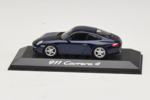 Porsche 911 997 Carrera 4 Dark Blue Metallic Minichamps 1:43 WAP02010016 Kovina