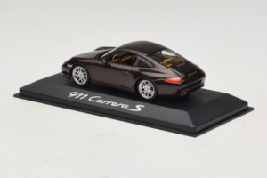 Porsche 911 997 Carrera S Brown Metallic Minichamps 1:43 WAP02001318 Kovina – slika 3 od 4