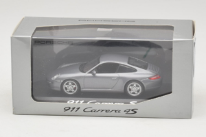 Porsche 911 997 Carrera S Siv Metallic Minichamps 1:43 WAP02010116-R1 Kovina – slika 4 od 4