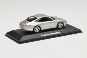 Porsche 911 997 Carrera Silver Metallic Minichamps 1:43 WAP02011515 Kovina – slika 3 od 5