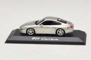Porsche 911 997 Carrera Silver Metallic Minichamps 1:43 WAP02011515 Kovina
