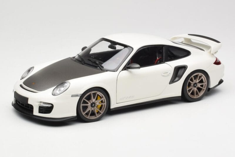 Porsche 911 997 GT2 RS Bel Minichamps 1:18 100069400 Kovina