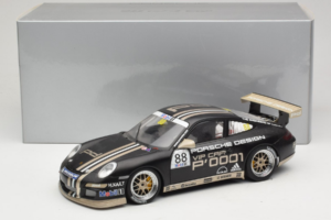 Porsche 911 997 GT3 Cup #88 VIP Porsche Mobil 1 Supercup 2007 AUTOart 1:18 WAP02112517 Kovina – slika 8 od 8