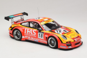 Porsche 911 997 GT3 R #8 De Lorenzi Racing De Lorenzi 24 Hours of Spa 2011 Minichamps 1:18 151118918 Kovina – slika 4 od 6