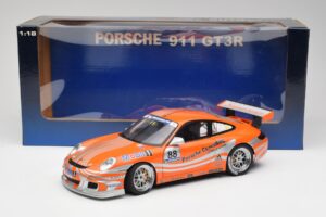 Porsche 911 997 GT3 R #88 Porsche Consulting 2005 AUTOart 1:18 77821 Kovina – slika 8 od 8