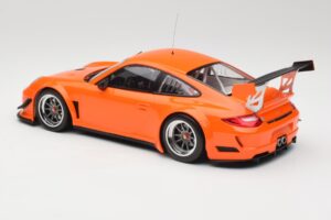 Porsche 911 997 GT3 R Street Oranžen Minichamps 1:18 151108901 Kovina – slika 5 od 6