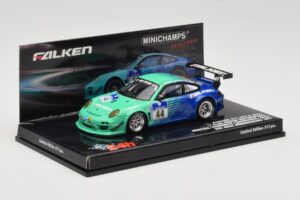 Porsche 911 997 GT3 R #44 Team Falken S. Henzler / P. Dumbreck / M. Ragginger / S. Asch 24 Hours Nurburgring 2011 Minichamps  – slika 2 od 4