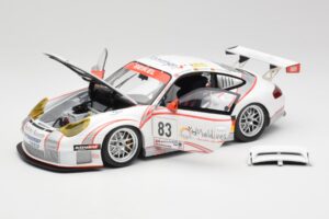 Porsche 911 997 GT3 RSR #83 Team Seikel L. Nielsen / M. Ehret / D. Farnbacher 24 Hours of Le Mans 2006 Minichamps 1:18 100066 – slika 2 od 8