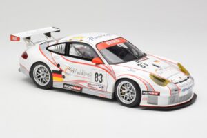 Porsche 911 997 GT3 RSR #83 Team Seikel L. Nielsen / M. Ehret / D. Farnbacher 24 Hours of Le Mans 2006 Minichamps 1:18 100066 – slika 6 od 8