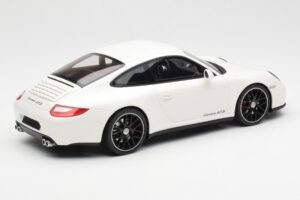 Porsche 911 997 GTS Bela GT Spirit 1:18 GT287 Smola – slika 2 od 6
