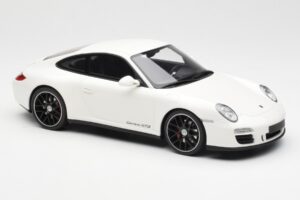 Porsche 911 997 GTS Bela GT Spirit 1:18 GT287 Smola – slika 4 od 6