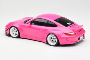 Porsche 911 997 RWB Roza IXO 1:18 18CMC167 Kovina – slika 4 od 5