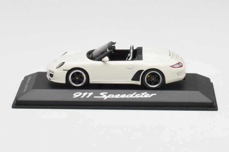 Porsche 911 997 Speedster Bel Minichamps 1:43 WAP0200290B Kovina