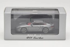 Porsche 911 997 Turbo Anthracite Grey Minichamps 1:43 WAP0200010A Kovina – slika 4 od 4