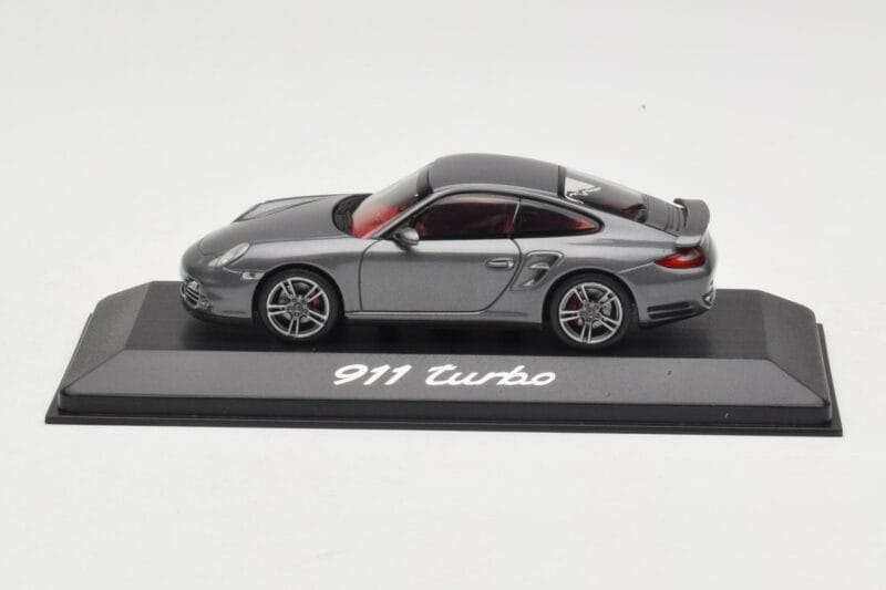 Porsche 911 997 Turbo Anthracite Grey Minichamps 1:43 WAP0200010A Kovina