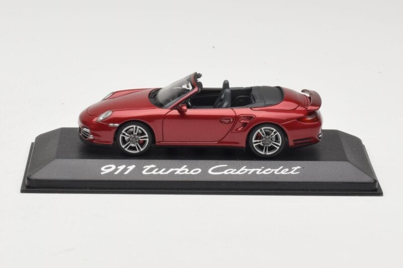 Porsche 911 997 Turbo Kabriolet Rdeč Minichamps 1:43 WAP0200130A Kovina