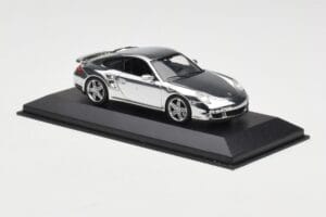 Porsche 911 997 Turbo Chrome Silver Minichamps 1:43 WAP02060816-R Kovina – slika 3 od 5