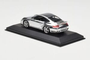 Porsche 911 997 Turbo Chrome Silver Minichamps 1:43 WAP02060816-R Kovina – slika 4 od 5