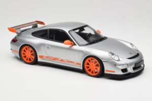 Porsche 911 997.1 GT3 RS Srebrna z Oranžastimi Platišči Minichamps 1:18 155062120 Kovina – slika 4 od 6
